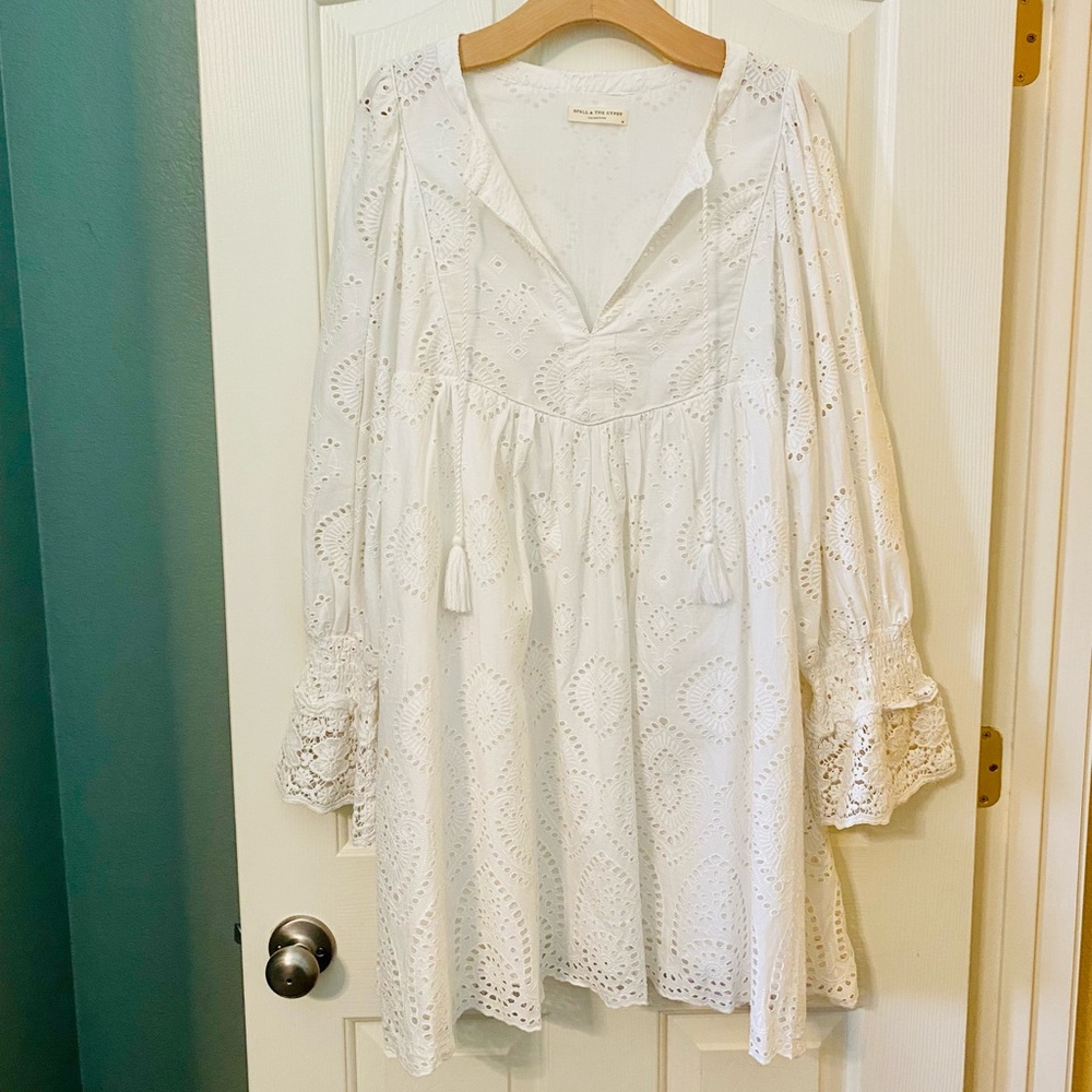 NWOT Spell & the Gypsy Collective White Dylan Smock Dress - Picture 7 of 17